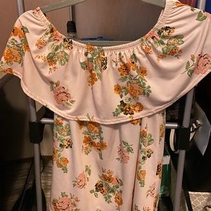 Off shoulders Floral shirt